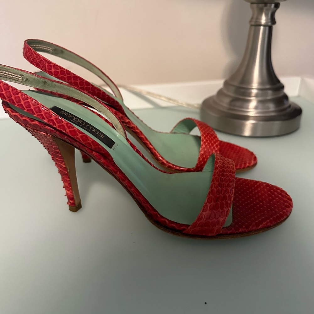 Sergio Rossi sling back heel. AUTHENTIC